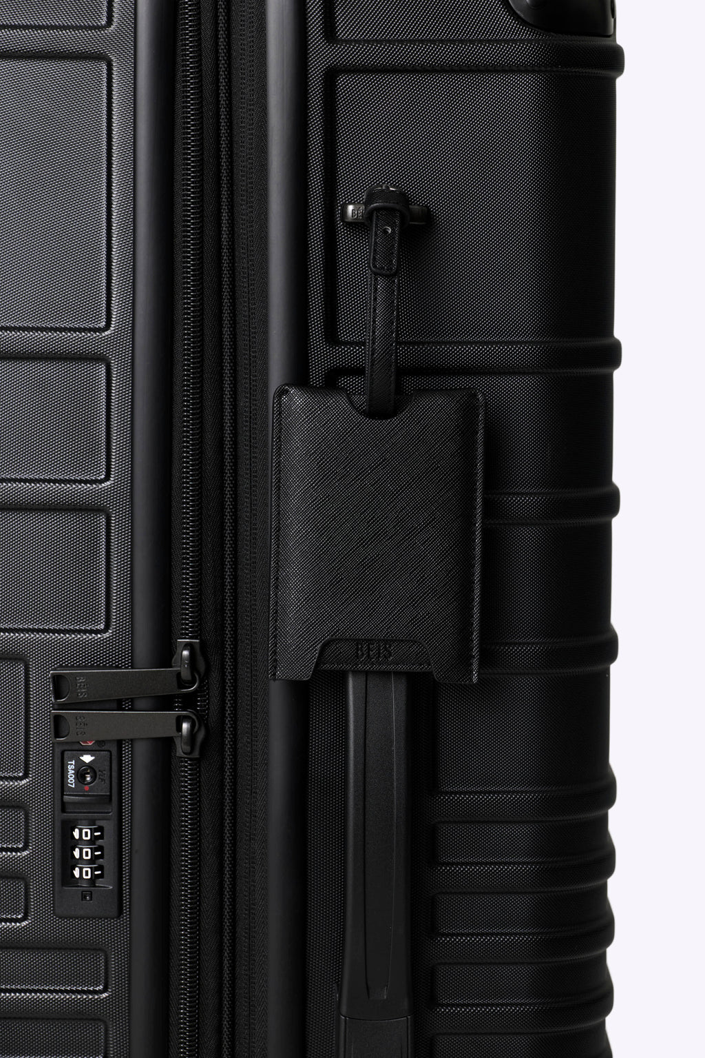 The Luggage Tag in Black